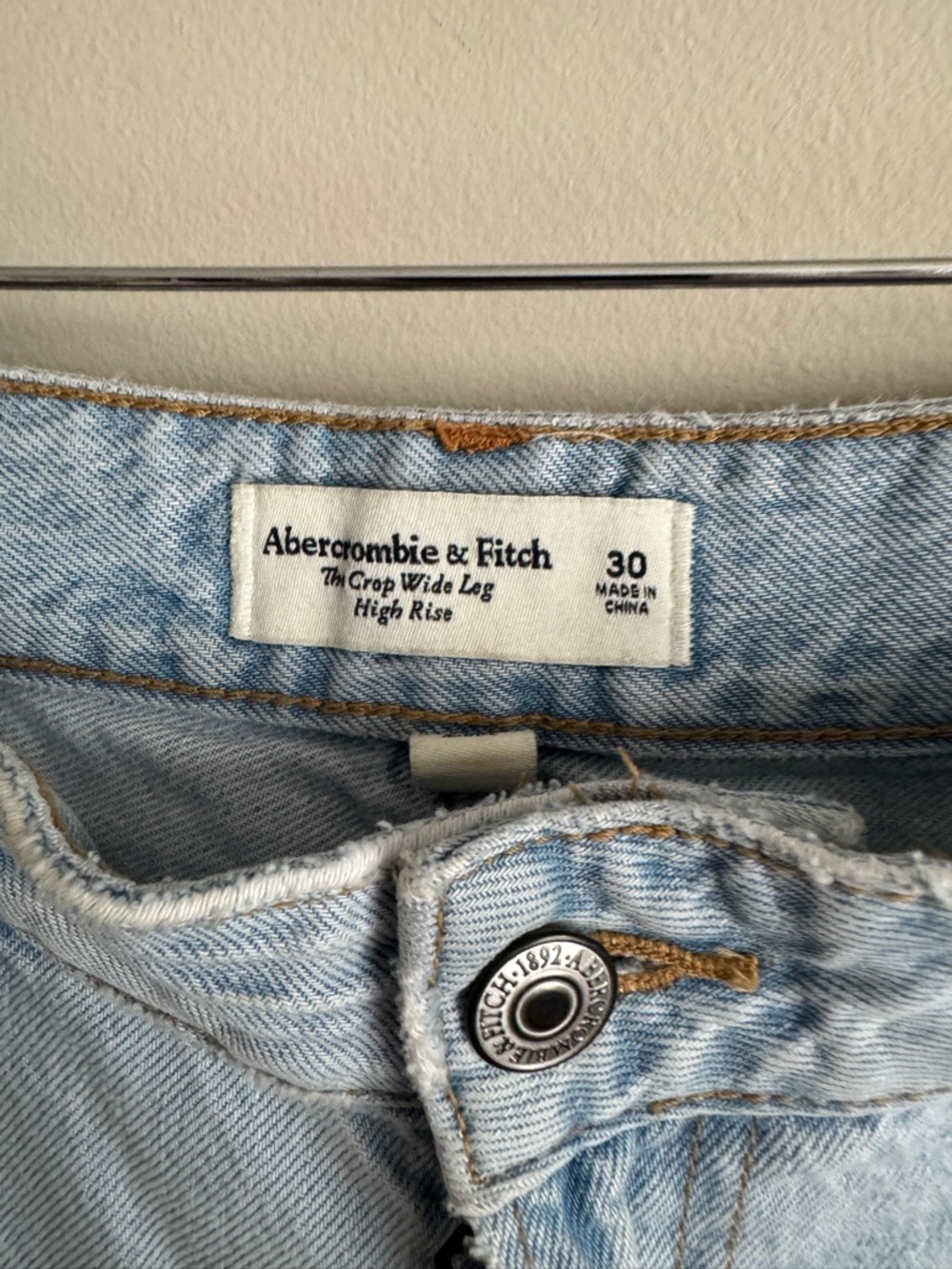 Abercrombie & Fitch the crop wide leg high rise 30 curve love - Picture 2 of 11